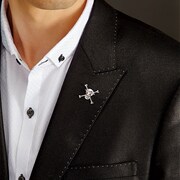 「マジェスティック シルバー 天然石入り高級シルバージュエリーコレクション」ラペルピン (c)尾田栄一郎／集英社・フジテレビ・東映アニメーション