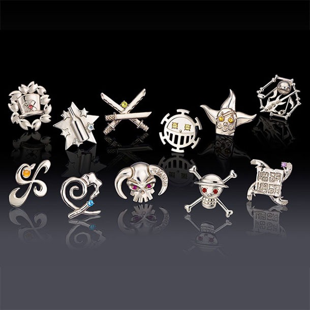 「マジェスティック シルバー 天然石入り高級シルバージュエリーコレクション」(c)尾田栄一郎／集英社・フジテレビ・東映アニメーション