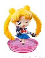 「ぷちきゃら！美少女戦士セーラームーン ぷちっと学園生活よ！編」限定版セットの月野うさぎ。