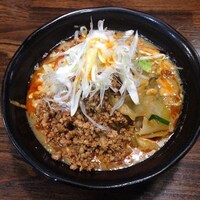 麺処 花田の「アンドロメダたんたん麺」。