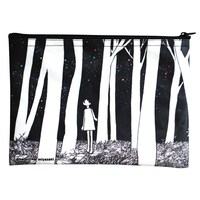 7月発売の「宮崎夏次系マチ付スクエアポーチ（夢から覚めた柄）」。