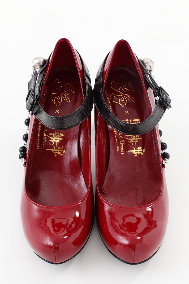 「グレル・サトクリフモデルパンプス」