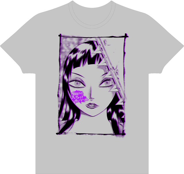 yonpoより発売される「血まみれスケバンチェーンソー」Tシャツのメランジグレー。