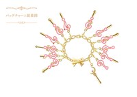 チャームの装着イメージ。