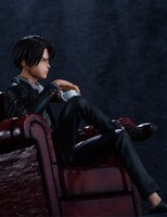 「mensHdge technical statue No.3 進撃の巨人 リヴァイ」 (c)諫山創・講談社／「進撃の巨人」製作委員会