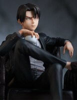 「mensHdge technical statue No.3 進撃の巨人 リヴァイDX」 (c)諫山創・講談社／「進撃の巨人」製作委員会