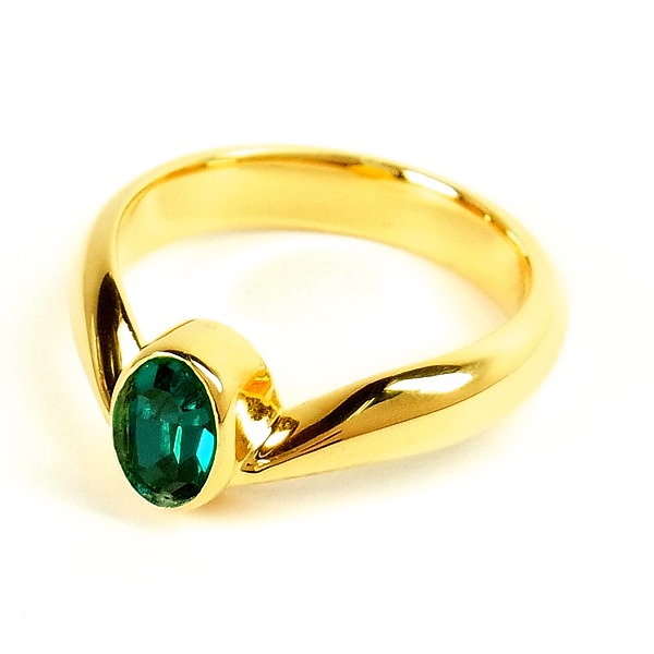 「美少女戦士セーラームーン Crystal セーラー戦士ティアラリング」セーラージュピターのカラー。(c) 武内直子・PNP・講談社・東映アニメーション(c) Naoko Takeuchi