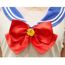 「なりきりエプロン セーラームーンVer.」のバストアップ。(C)Naoko Takeuchi (C)武内直子・PNP・東映アニメーション