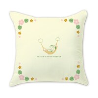 「川崎市 藤子・F・不二雄ミュージアム」の「ハワイフェア 2014」で販売されているクッション裏面。(c)Fujiko-Pro