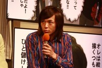 赤井タカミ役の中村倫也。