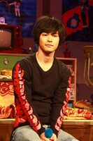 焔モユル役の柳楽優弥。