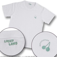 「ジョジョの奇妙なパイル地T-シャツ」花京院典明モデル。(C)荒木飛呂彦&LUCKY LAND COMMUNICATIONS/集英社・ジョジョの奇妙な冒険SC製作委員会