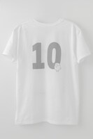 「ハイキュー!!xMANGART BEAMS T 日向翔陽モデル」(c)古舘春一／集英社・「ハイキュー!!」製作委員会・MBS