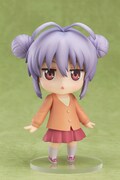 おだんごパーツを付けた「ねんどろいど 宮内れんげ」。(c)2013 あっと・株式会社KADOKAWA メディアファクトリー刊／旭丘分校管理組合
