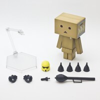 「よつばと！マシーネンダンボー #003 BANANA BOX」(c)KIYOHIKO AZUMA/YOTUBA SUTAZIO(c)Kow Yokoyama 2014