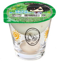 グラス＆ミックスヨーグルトゼリー（454円） (c)諫山創・講談社／「進撃の巨人」製作委員会