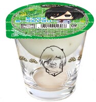 グラス＆ミックスヨーグルトゼリー（454円） (c)諫山創・講談社／「進撃の巨人」製作委員会