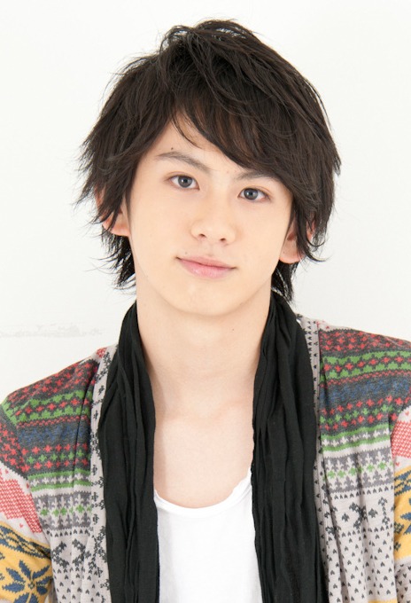 黒田雪成役の秋元龍太朗