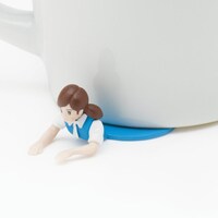 「お目覚めソコ子」。コップの底で寝ていたのだろうか。(c)タナカカツキ / KITAN CLUB