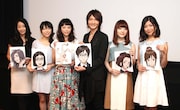 (左から)田中敦子、安野希世乃、平野綾、島崎信長、花澤香菜、前田玲奈