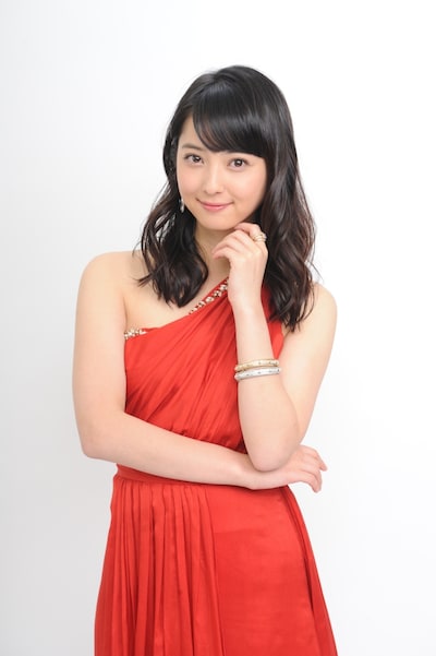 キャバクラ嬢・杏子役を演じる佐々木希。