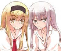 COMIC ZINで配布されるオリジナルイラストカードの一部。