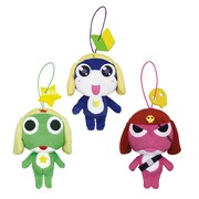 プライズ景品のチャーム付きマスコット。左からケロロ、タママ、ギロロ。(c)2014 Mine Yoshizaki/KADOKAWA, SUNRISE(c)FURYU CORPORATION 2014