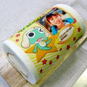 「ケロロ軍曹」の「写真＆メッセージ入プリロール」。(c)2014 Mine Yoshizaki/KADOKAWA, SUNRISE