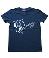 「マザー絵コンテTシャツ」のブラック。(c)2014 「マザー」製作委員会