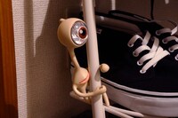 「寄生獣 ミギーベンダブルLEDキーチェーン」消灯時。(c)岩明均／講談社