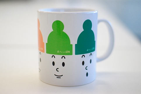 「正チャンの冒険展」で販売されているマグカップ。(c)2014 Kabashima /Oda/ HIROKEN Co.,Ltd All Rights Reserved