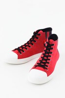 「ハイキュー!!音駒高校ユニフォームモデルスニーカー」(c)古舘春一/集英社・「ハイキュー!!」製作委員会・MBS