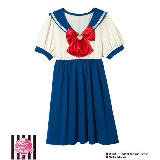 「セーラームーンなりきり制服ワンピース 月野うさぎ（十番中学校）」(C) 武内直子・PNP・東映アニメーション (C) Naoko Takeuchi
