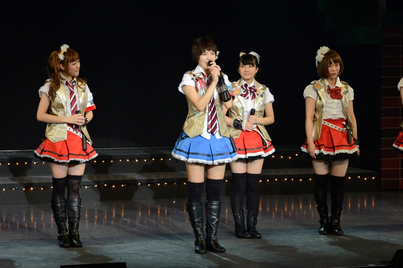 「AKB49～恋愛禁止条例～」ゲネプロの様子。 (c)元麻布ファクトリー・宮島礼史／講談社 (c)AKS