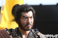 柴田勝家役を演じる高嶋政宏。