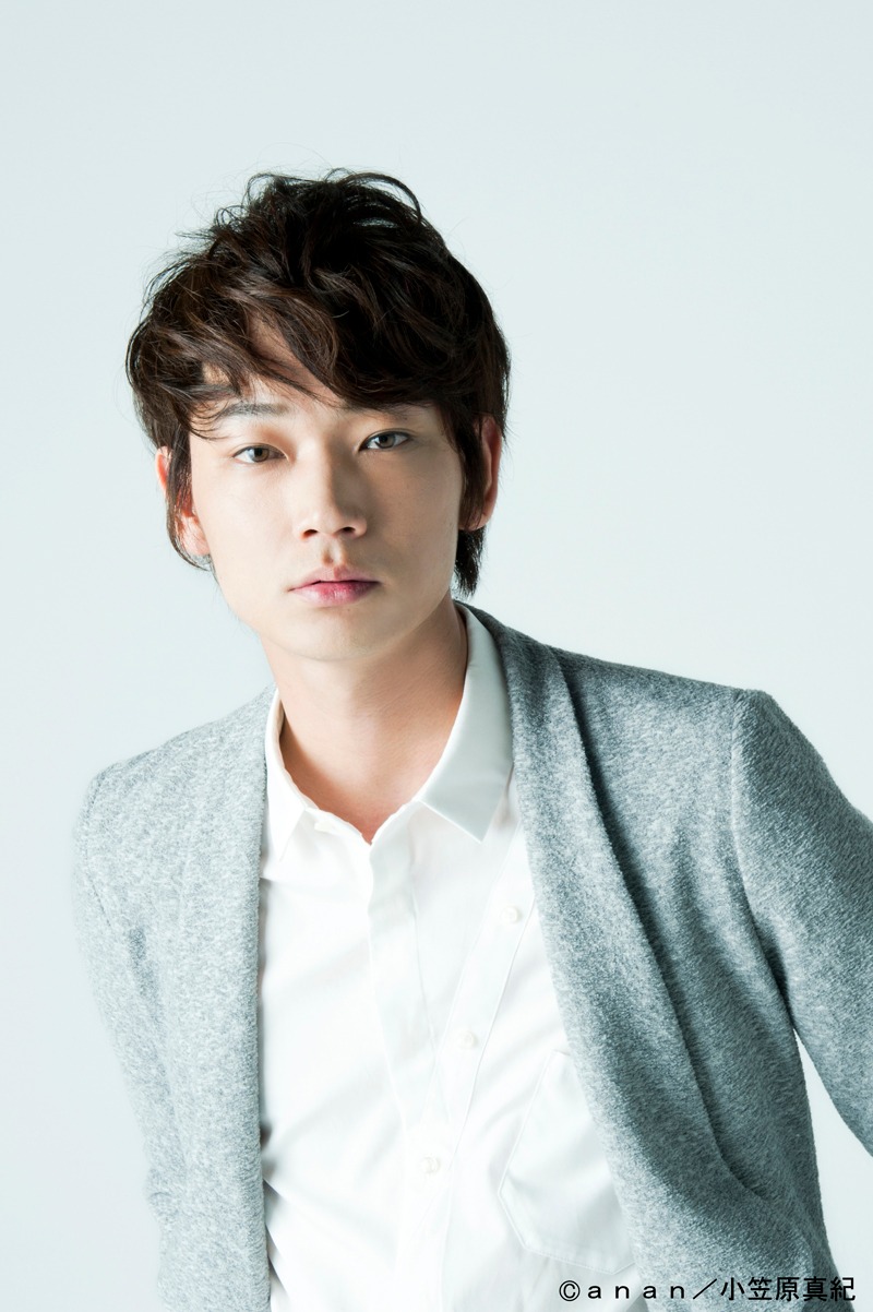 菅原京志郎役を演じる綾野剛。 (c)anan／小笠原真紀