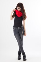 「エドワード・エルリックストール&ストールピン」の着用例。(c)Hiromu Arakawa/SQUARE ENIX