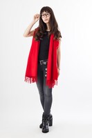 「エドワード・エルリックストール&ストールピン」の着用例。(c)Hiromu Arakawa/SQUARE ENIX