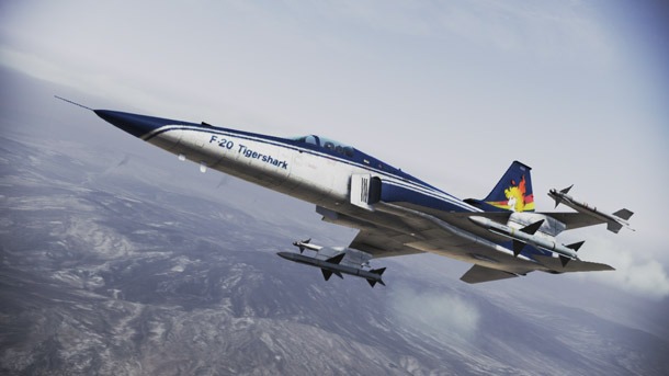 「F-20A -Shin Kazama-」のビジュアル。All trademarks and copyrights associated with the manufacturers, aircraft, models, trade names, brands and visual images depicted in this game are the property of their respective owners, and used with such permissions. (c)JAPAN SPACE IMAGING CORPORATION(c)DigitalGlobe, Inc., All Rights Reserved.ACE COMBAT(R) INFINITY & (c)BANDAI NAMCO Games Inc.(c)新谷かおる