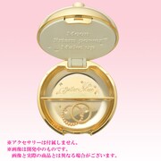 「変身ブローチミラーケース」(c) 武内直子・PNP・東映アニメーション (c) Naoko Takeuchi