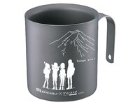 「ヤマノススメ セカンドシーズン」と石井スポーツによるコラボマグカップ。(c)S/ESE/E