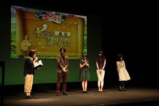 試写会でのトークショーの様子。