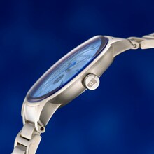 「INDEPENDENT×黒子のバスケ オフィシャルコラボウォッチ」（メタルバンド）(c)藤巻忠俊／集英社・黒子のバスケ製作委員会