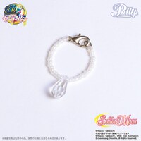 「プーリップ/プリンセス・セレニティ（プレミアムバンダイ限定版）」に付属する、幻の銀水晶のネックレス。