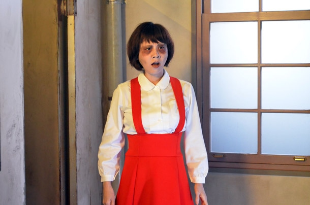 トイレの花子さんに扮した高橋真麻。