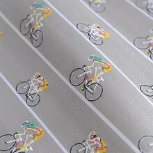 グッズの柄のアップ。 (c)渡辺航(週刊少年チャンピオン)／弱虫ペダルGR製作委員会