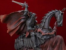 「Skull Knight 2014Ver. 限定II」（C）三浦建太郎(スタジオ我画)/白泉社