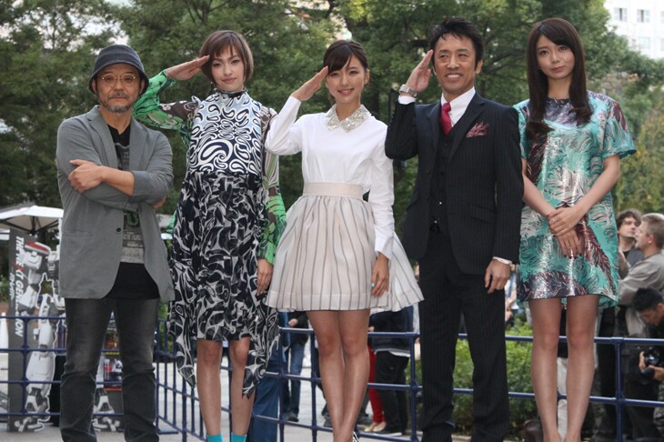 実物大イングラムデッキアップのこけら落としイベントの様子。