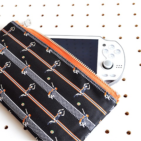 「日向＆影山のフラットケース」(c)古舘春一／集英社・「ハイキュー!!」製作委員会・MBS