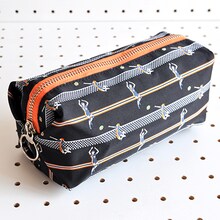 「日向＆影山のスクエアポーチ」(c)古舘春一／集英社・「ハイキュー!!」製作委員会・MBS